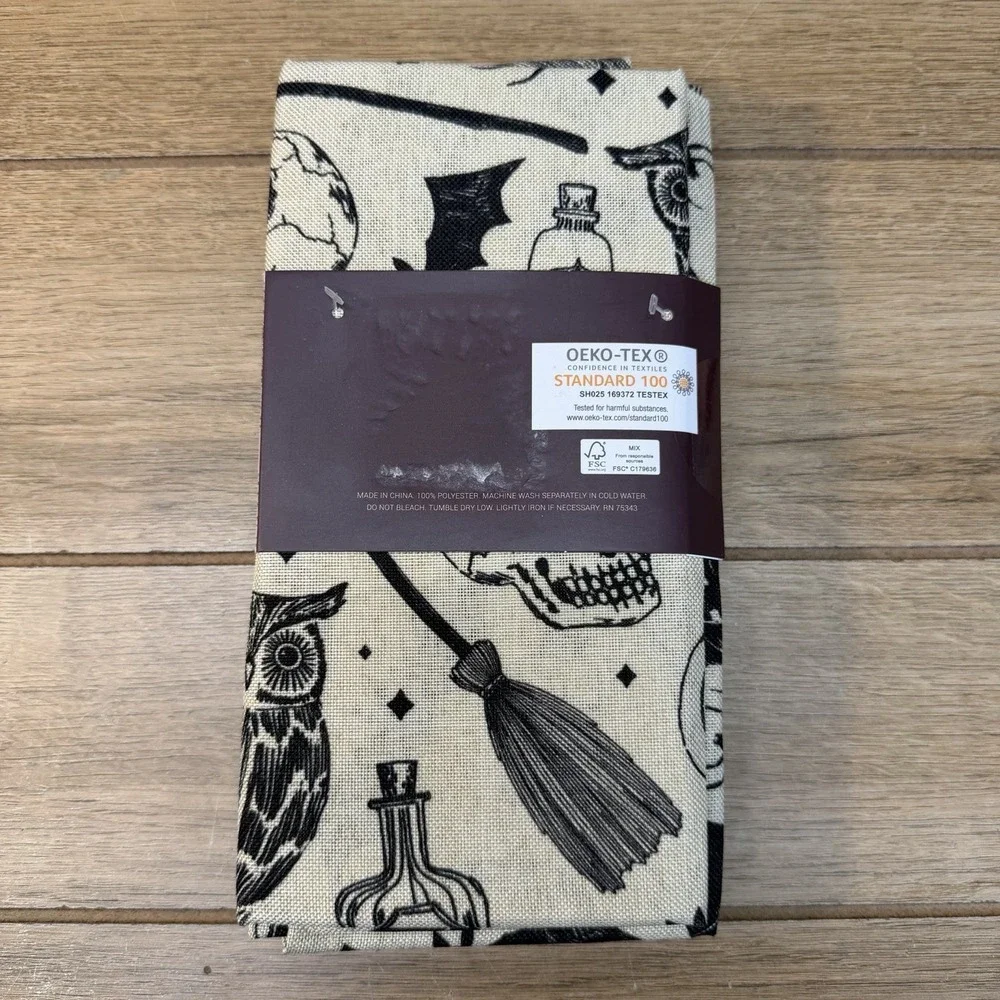Halloween Icon Napkins Set 6 Rachel Zoe Easy Care Skull Witch Owl Pumpkin Bat